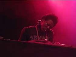 Benga @ Bazar Curieux (met dank aan René Passet)